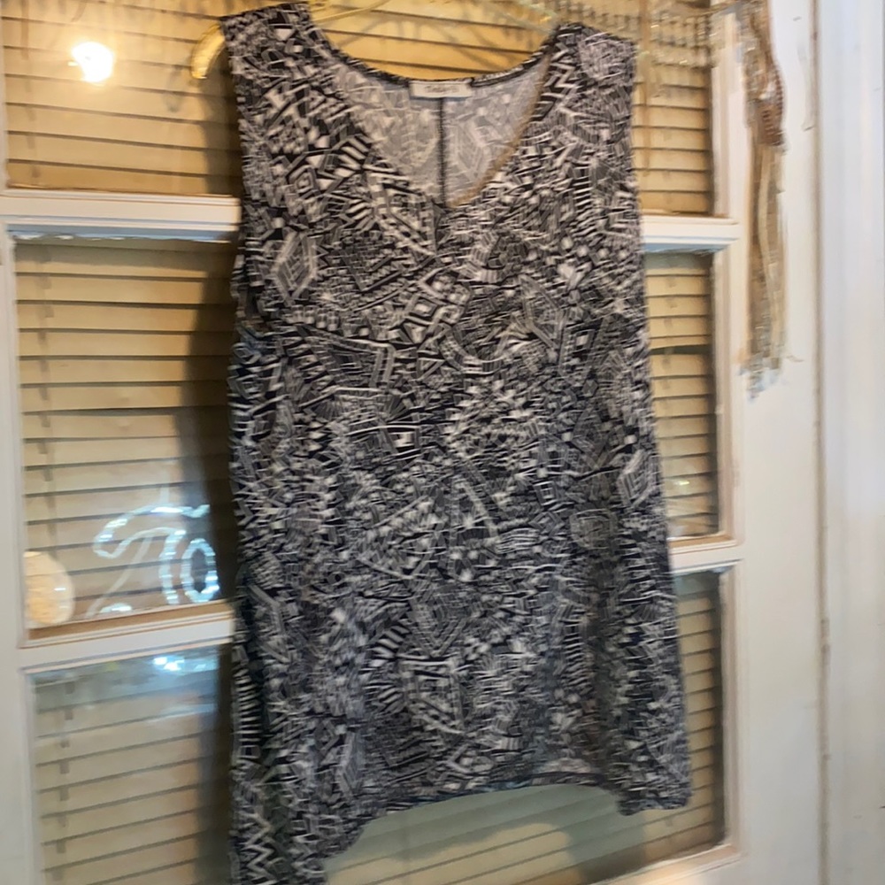 Only 9 XL VNeck Poly Soft Asymmetrical Top